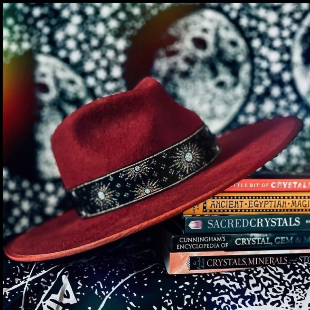 Luna Bloom Hat